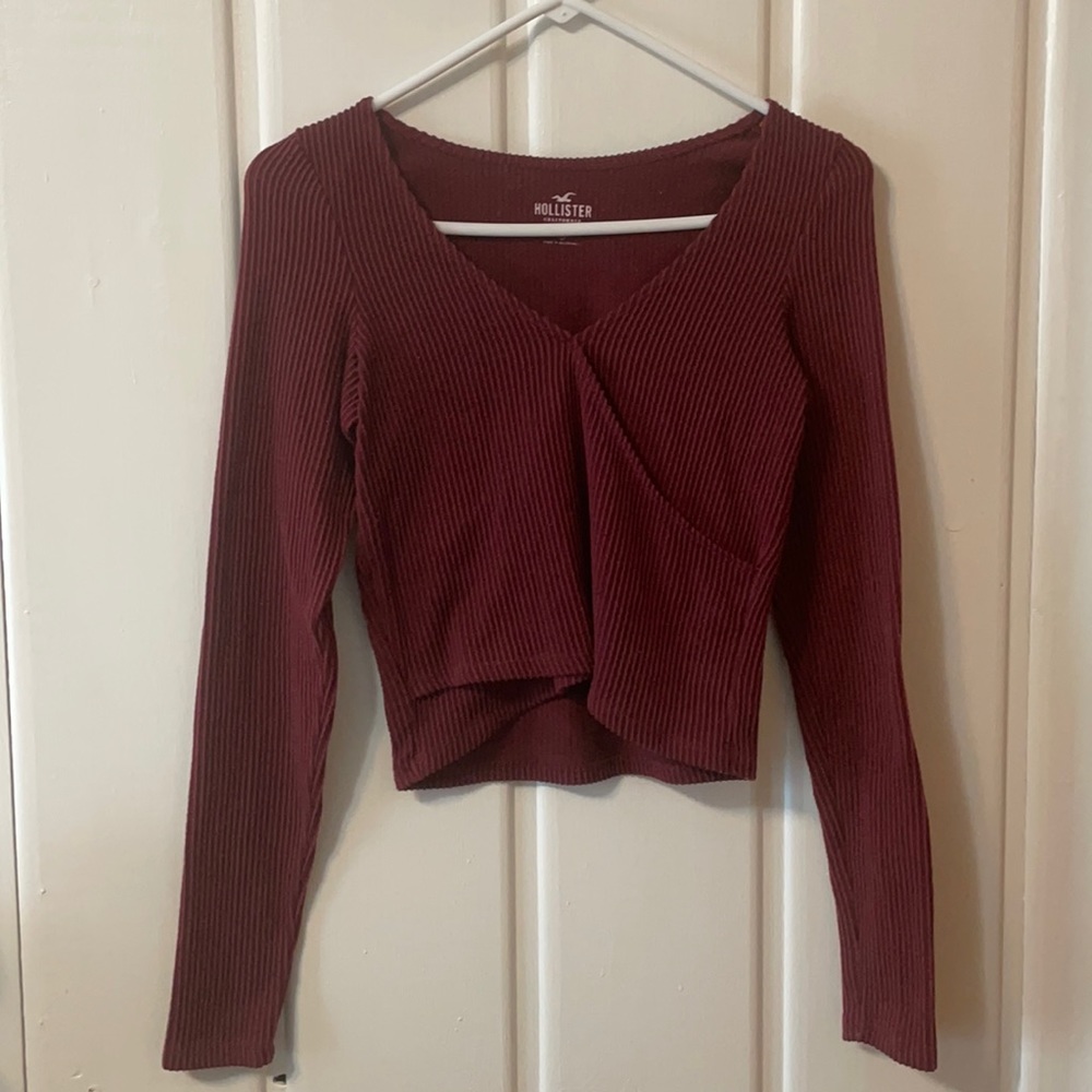 Maroon cropped hollister long sleeve
